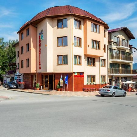 Hotel Romantika Velingrad Exteriör bild
