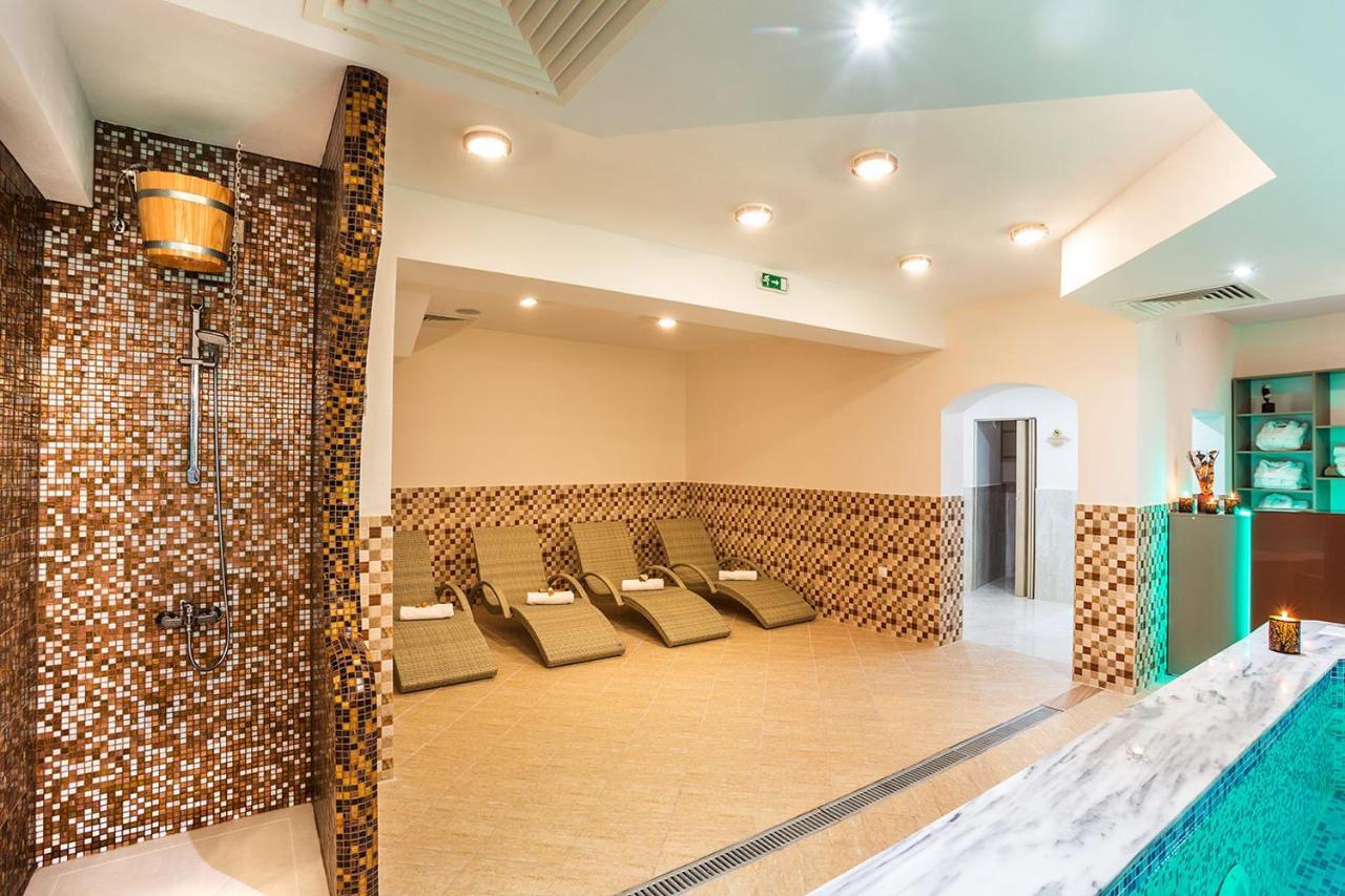 Hotel Romantika Velingrad Exteriör bild